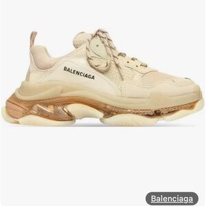 USED - Triple S Cream colored Sneakers